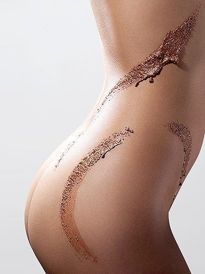 Retouche body makeup